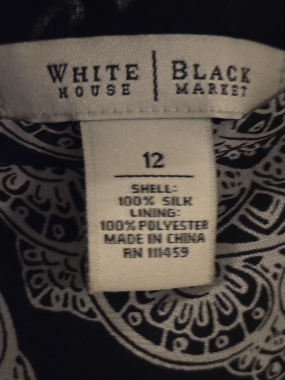 White House Black Market Black and White Medallion Midi Scarf Skirt Size 12 - Picture 4 of 4